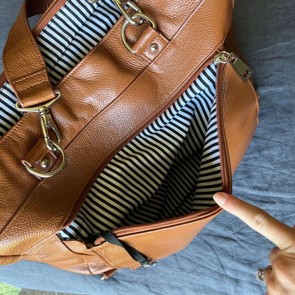SHUTTERbag Heirloom Bag Large Brown Backpack, Shoulder Bag, DSLR Camera Bag - Picture 12 of 14